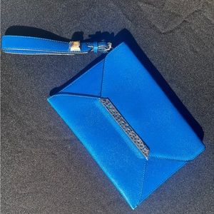 STELLA & DOT ENVELOPE WRISTLET